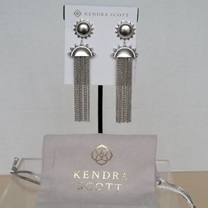 Kendra Scott Sienna Sun Statement Chain Link Fringe Earrings in Silver